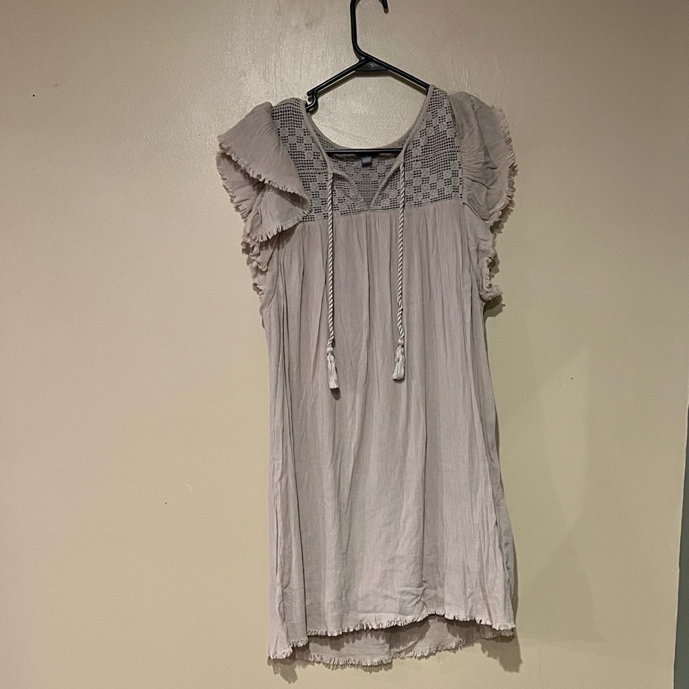 Aerie Beige gauze dress M crochet neck Tie front shift cruise vacation festival
